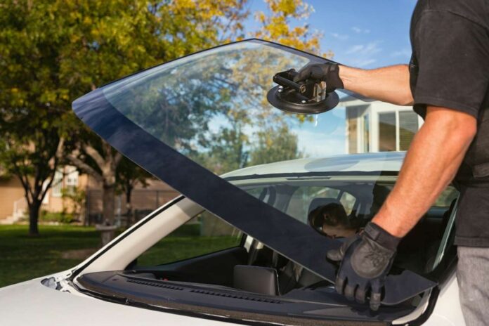 how long does it take to replace windshield